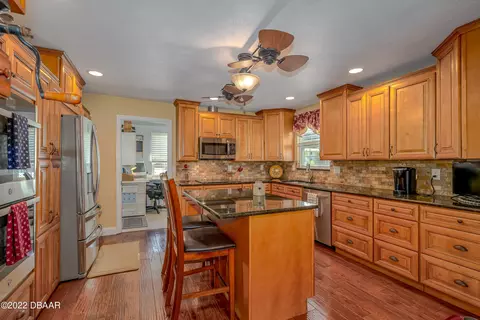 270 Warwick Ave, Ormond Beach, FL 32174 photo 2