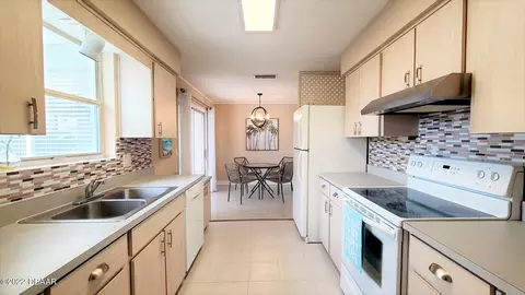 19 Kathy Dr, Ormond Beach, FL 32176 photo 12