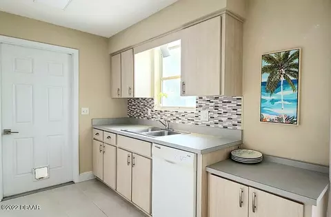 19 Kathy Dr, Ormond Beach, FL 32176 photo 13