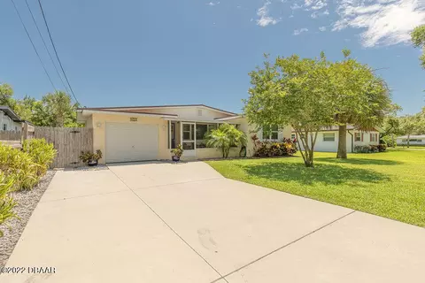 411 Mcintosh Rd, Ormond Beach, FL 32174 photo 3