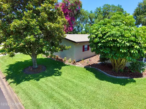 601 Topside Cir, Edgewater, FL 32141 photo 2