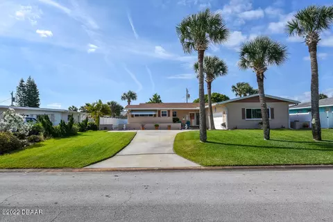 86 Ivanhoe Dr, Ormond Beach, FL 32176 photo 4
