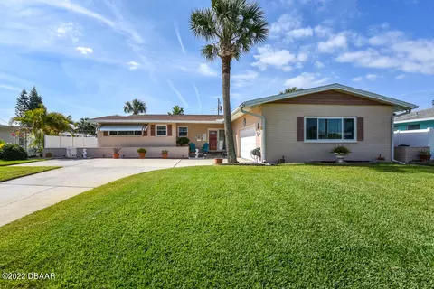 86 Ivanhoe Dr, Ormond Beach, FL 32176 photo 3