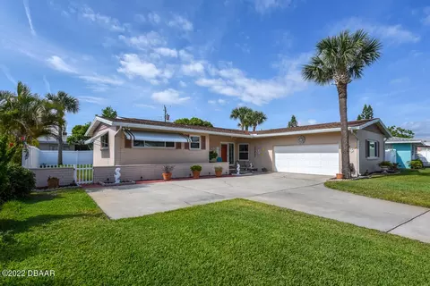 86 Ivanhoe Dr, Ormond Beach, FL 32176 photo 2