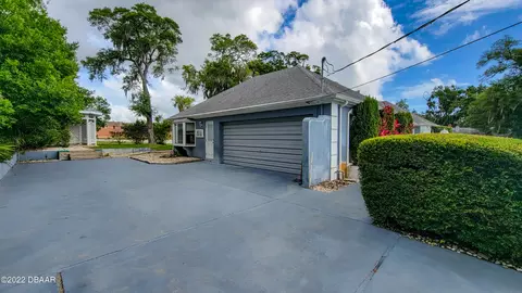 25 S St Andrews Dr, Ormond Beach, FL 32174 photo 2