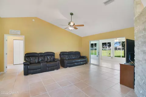5460 NW 25th Loop, Ocala, FL 34482 photo 7