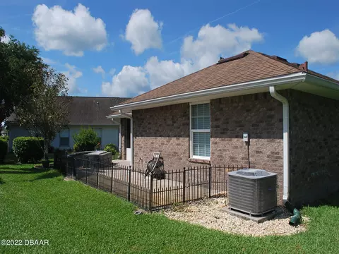 621 Coral Trace Blvd, Edgewater, FL 32132 photo 4