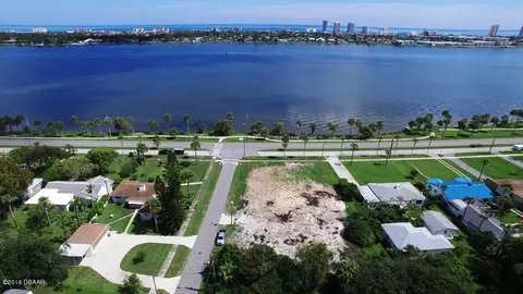 800 S Beach St, Ormond Beach, FL 32174 photo 2