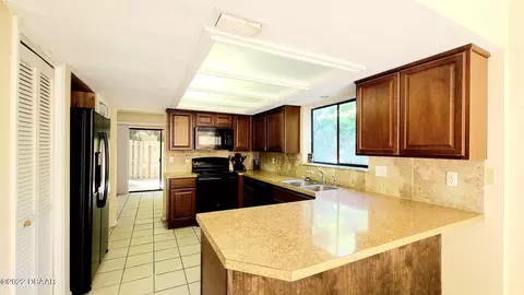 18 Fox Run Trl, Ormond Beach, FL 32174 photo 3