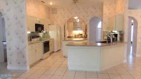 6 Julie Dr, Ormond Beach, FL 32176 photo 10