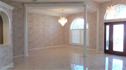 6 Julie Dr, Ormond Beach, FL 32176 photo 5
