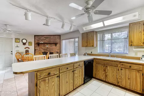 1416 N Beach St, Ormond Beach, FL 32174 photo 22