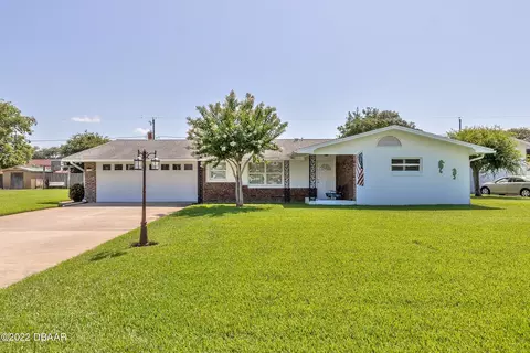 1814 India Palm Dr, Edgewater, FL 32132 photo 1