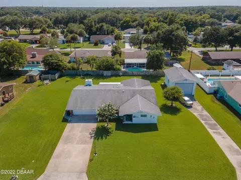 1814 India Palm Dr, Edgewater, FL 32132 photo 3