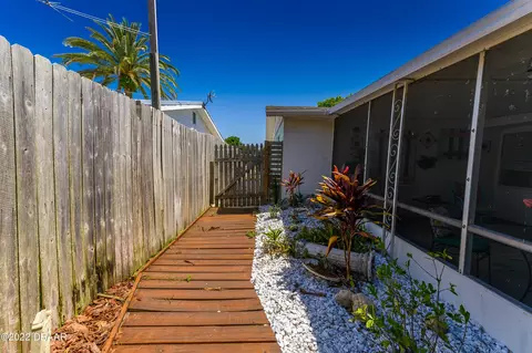 56 Margaret Rd, Ormond Beach, FL 32176 photo 6