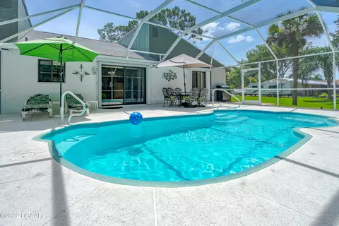 3016 Silver Palm Dr, Edgewater, FL 32141 photo 2