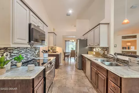 461 Harbour Lights Dr, Ormond Beach, FL 32174 photo 2