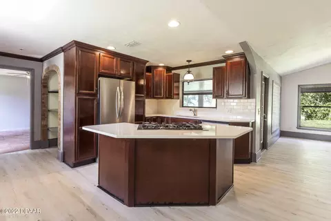 3116 Mango Tree Dr, Edgewater, FL 32141 photo 4