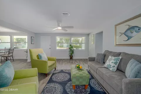 925 Flagler Ave, Edgewater, FL 32132 photo 4