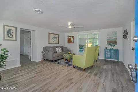 925 Flagler Ave, Edgewater, FL 32132 photo 2