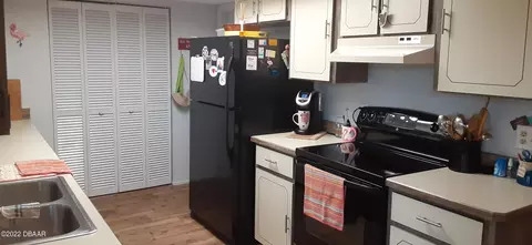 802 Egret Ct, Edgewater, FL 32141 photo 3
