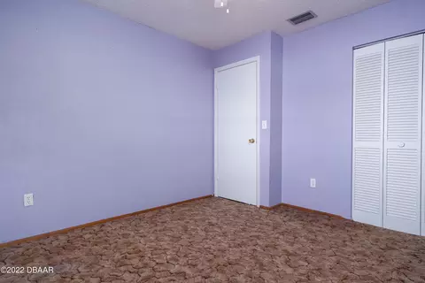 3103 Pine Tree Dr, Edgewater, FL 32141 photo 9