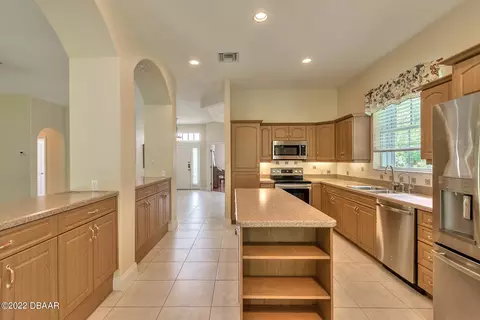 121 N Cory Dr, Edgewater, FL 32141 photo 5