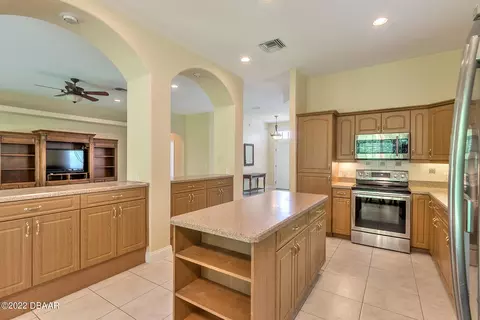 121 N Cory Dr, Edgewater, FL 32141 photo 6