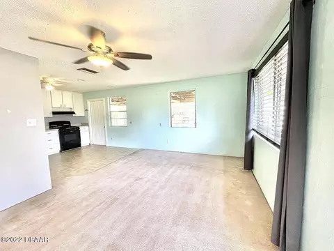 108 E Knapp Ave, Edgewater, FL 32132 photo 6