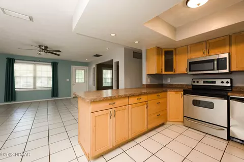 3409 Victory Palm Dr, Edgewater, FL 32141 photo 4