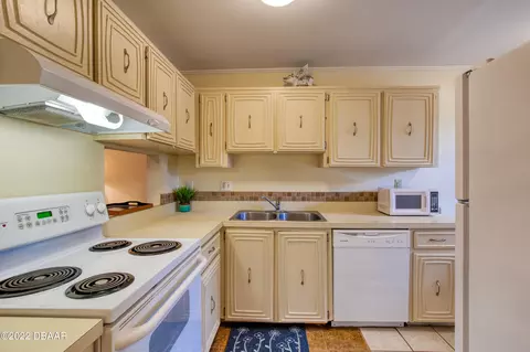 640 N Nova Rd #103, Ormond Beach, FL 32174 photo 6