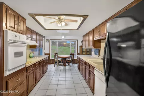 2140 Shadow Ridge Dr, Deltona, FL 32725 photo 9