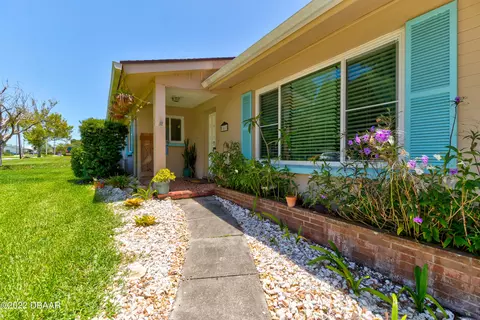 46 Neptune Ave, Ormond Beach, FL 32176 photo 5