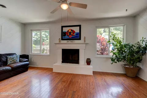 46 Neptune Ave, Ormond Beach, FL 32176 photo 10