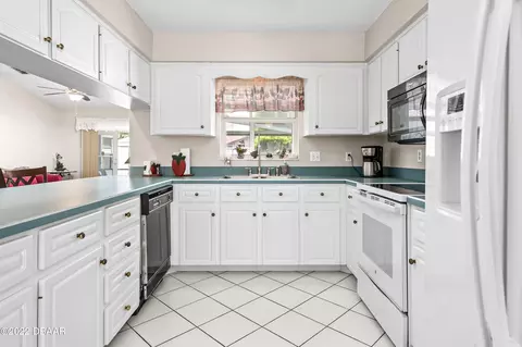 2708 Willow Oak Dr, Edgewater, FL 32141 photo 7