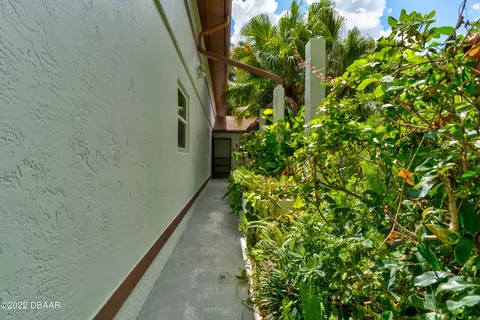 4 Barbara Ct, Ormond Beach, FL 32174 photo 3
