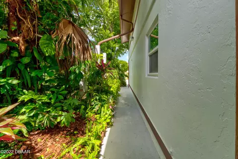 4 Barbara Ct, Ormond Beach, FL 32174 photo 4