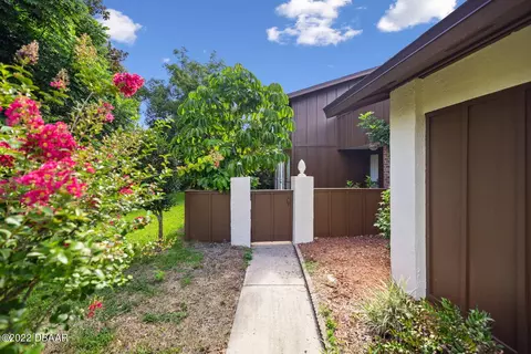 10 Cherokee Trl, Ormond Beach, FL 32174 photo 2