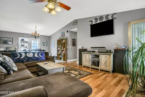 3203 Vista Palm Dr, Edgewater, FL 32141 photo 6