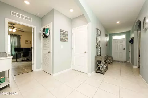318 Sunset Point Dr, Ormond Beach, FL 32174 photo 4