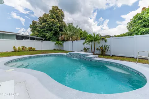 476 S Halifax Dr, Ormond Beach, FL 32176 photo 4
