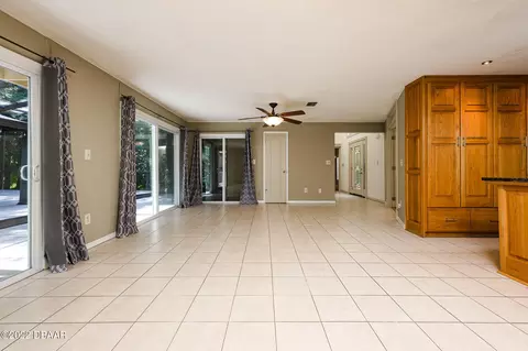 35 Pebble Beach Dr, Ormond Beach, FL 32174 photo 11
