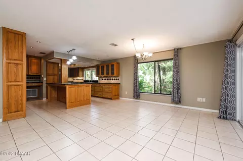 35 Pebble Beach Dr, Ormond Beach, FL 32174 photo 12