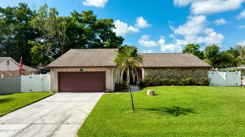 30 Twin River Dr, Ormond Beach, FL 32174 photo 1