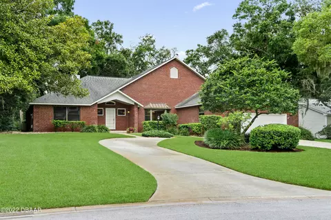 301 Rio Pinar Dr, Ormond Beach, FL 32174 photo 2