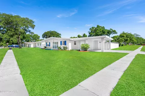 1201 Vanderbilt Dr, Ormond Beach, FL 32174 photo 2