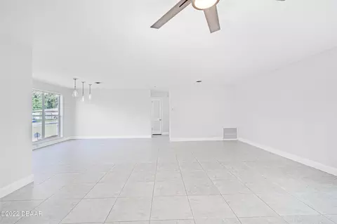 1201 Vanderbilt Dr, Ormond Beach, FL 32174 photo 12
