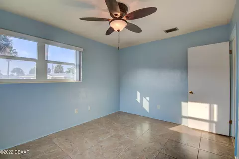11 Camellia Dr, Ormond Beach, FL 32176 photo 12