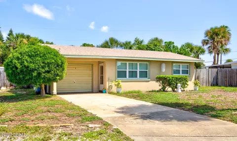 11 Camellia Dr, Ormond Beach, FL 32176 photo 4