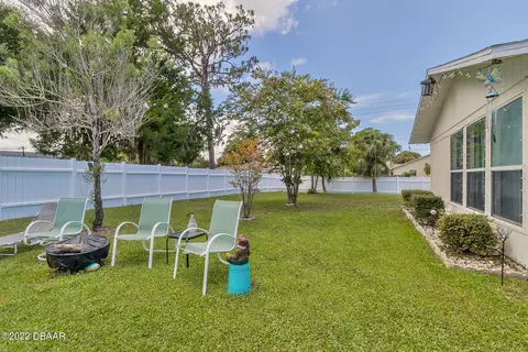 2404 Pine Tree Dr, Edgewater, FL 32141 photo 27